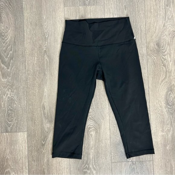 Lululemon Wunder Under Hi-Rise 1/2 Tight Full-On Luxtreme 17 Black Size 6 - Picture 3 of 13